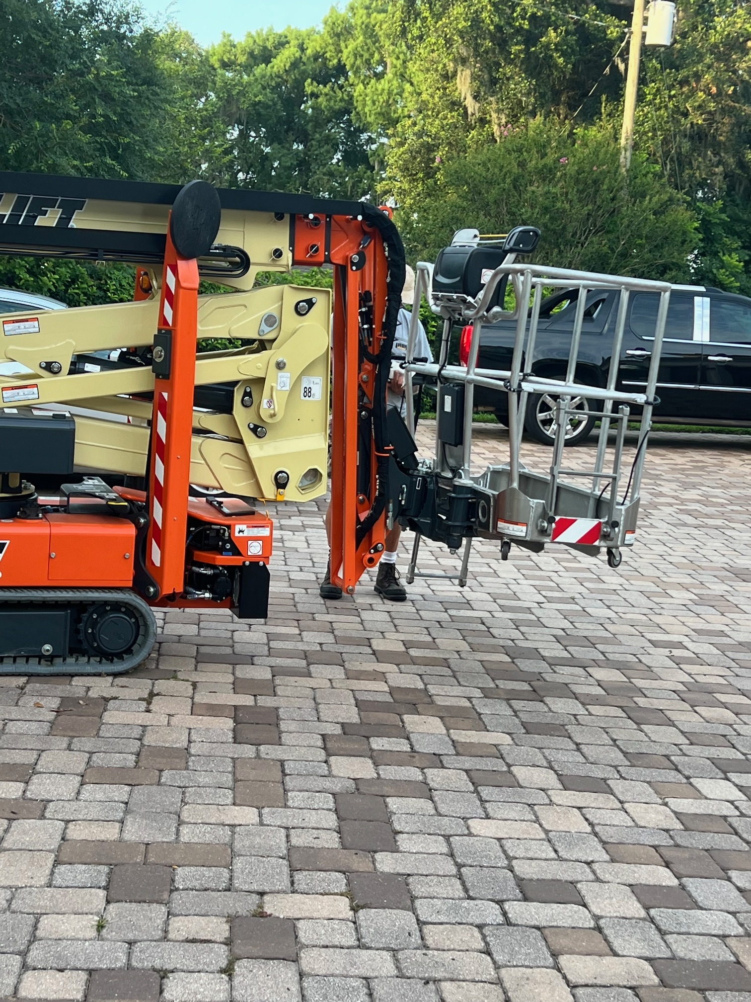 boom lift basket image