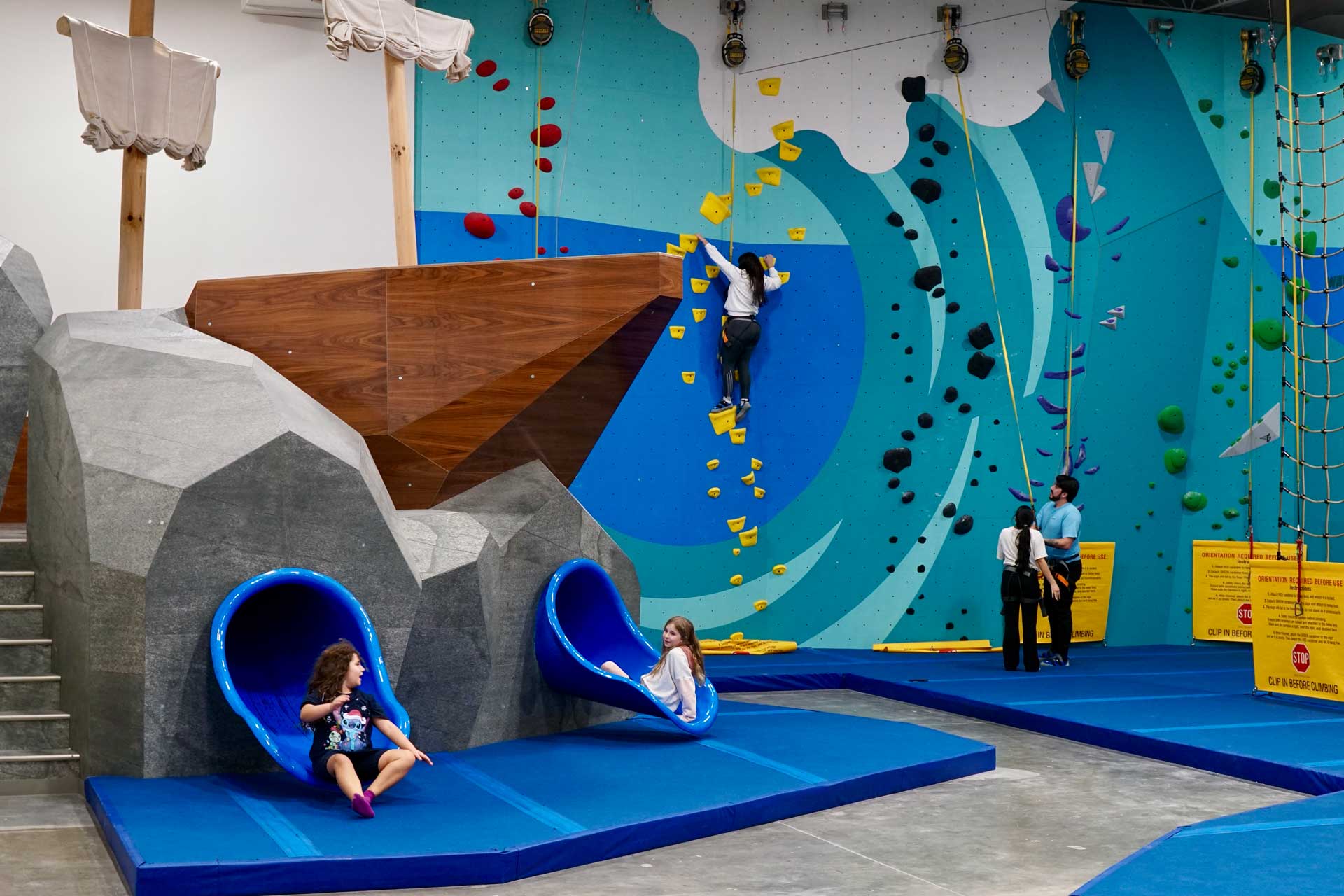 Youth climbers at High Point Orlando