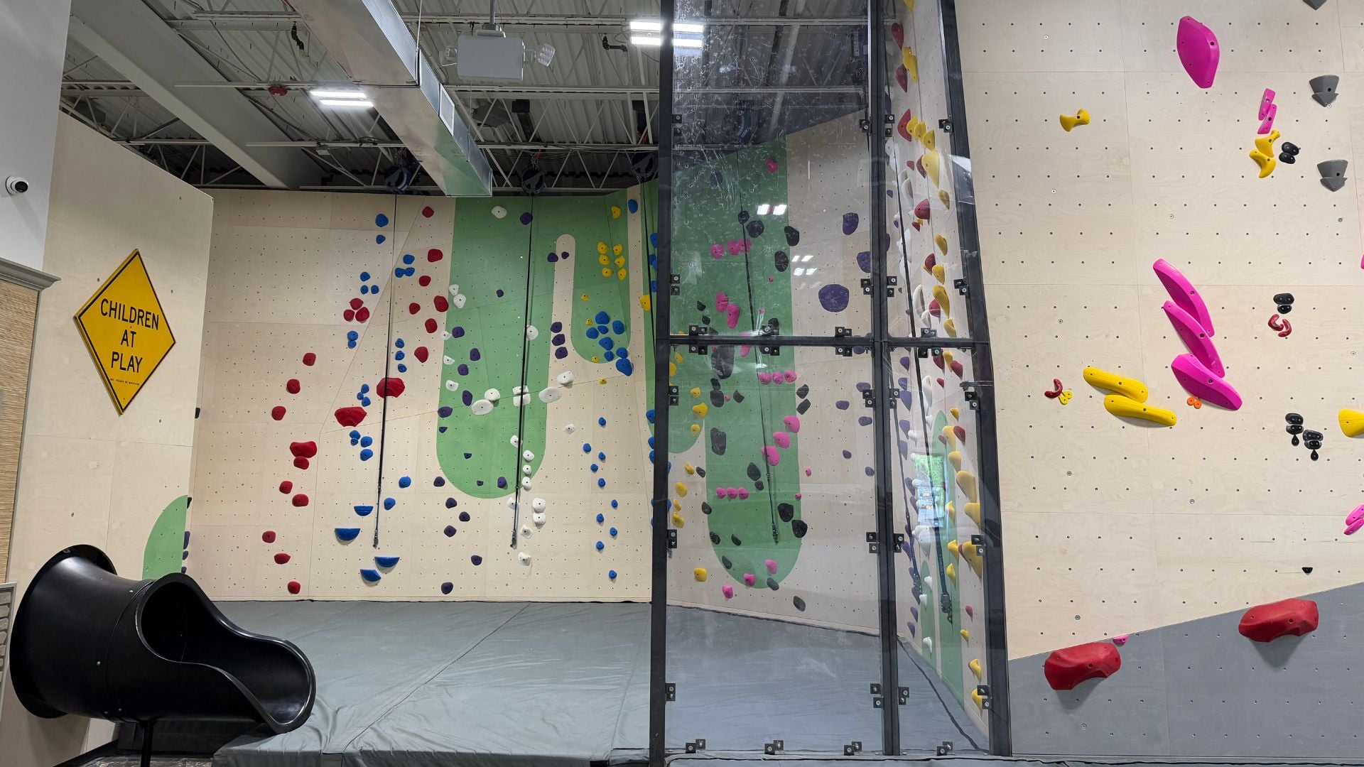 image of rocksteady climbing gym in new york