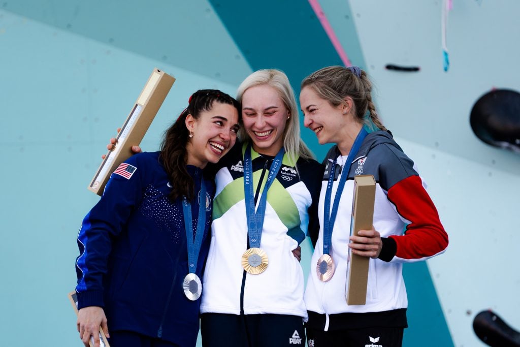 usa climbing image