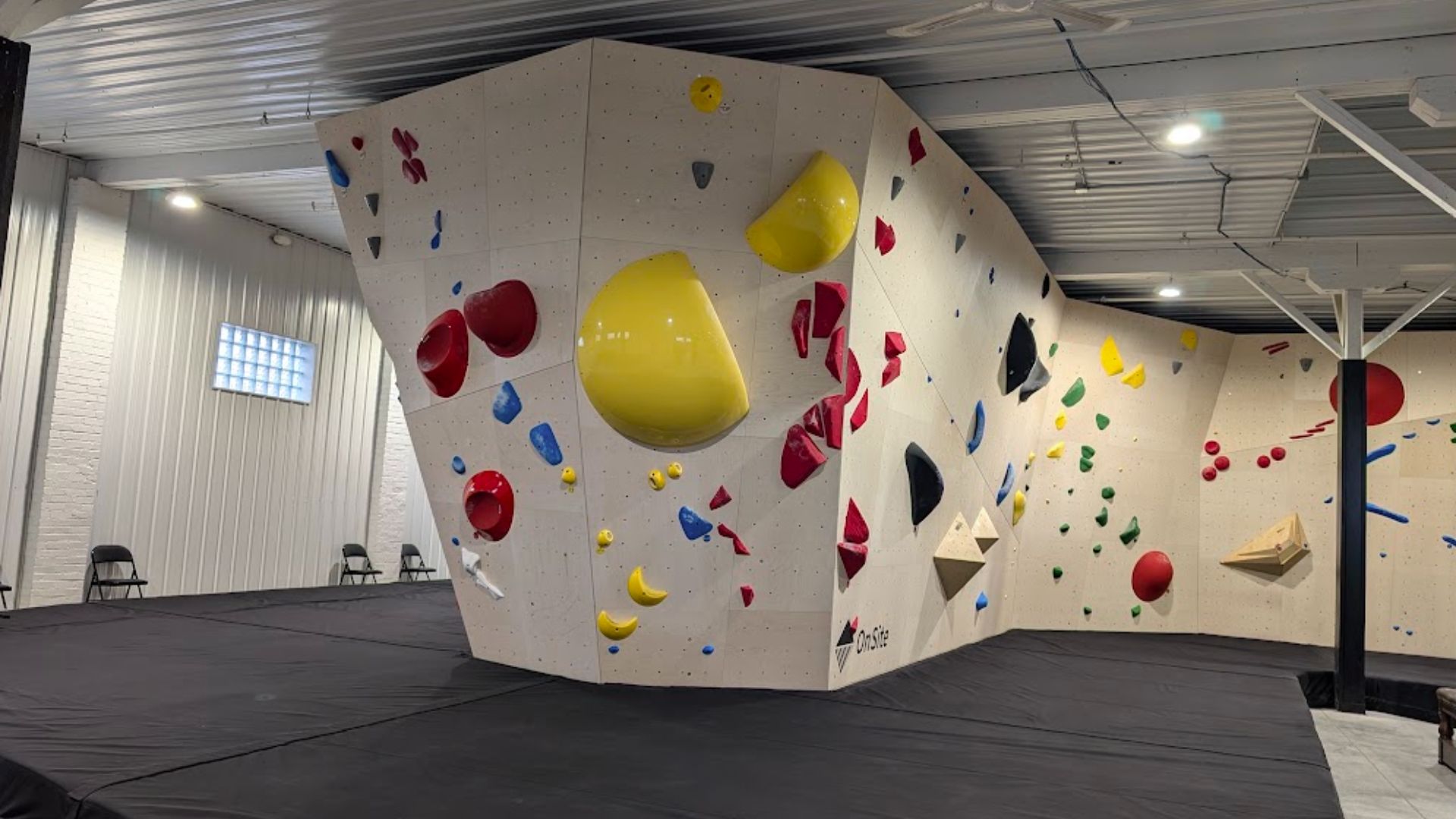 A fresh bouldering wall at the new gym