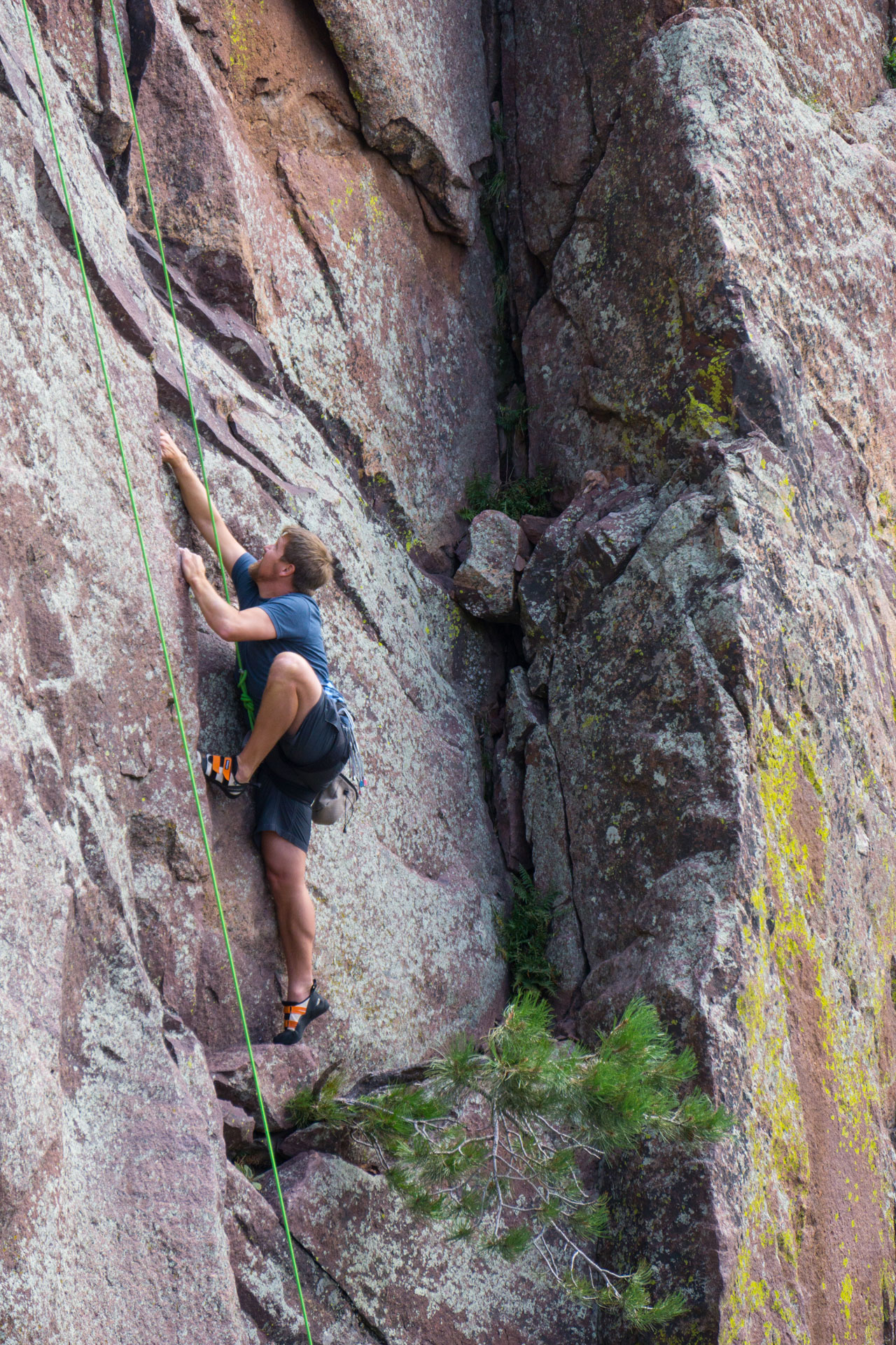 Klinke climbing outdoors