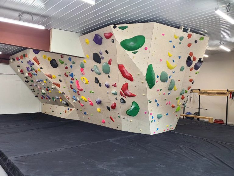 Local Climbers Go From Garage Wall to Bouldering Gym, Open British Columbia Town’s First Climbing Gym